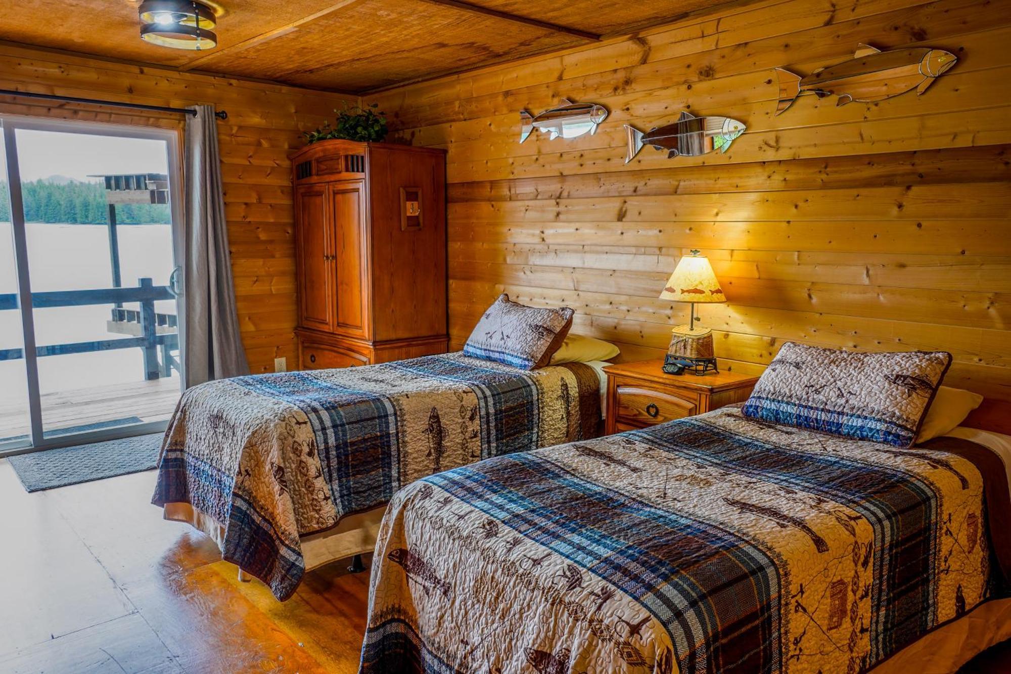 Sportsman'S Cove Lodge เคตชิคาน ภายนอก รูปภาพ