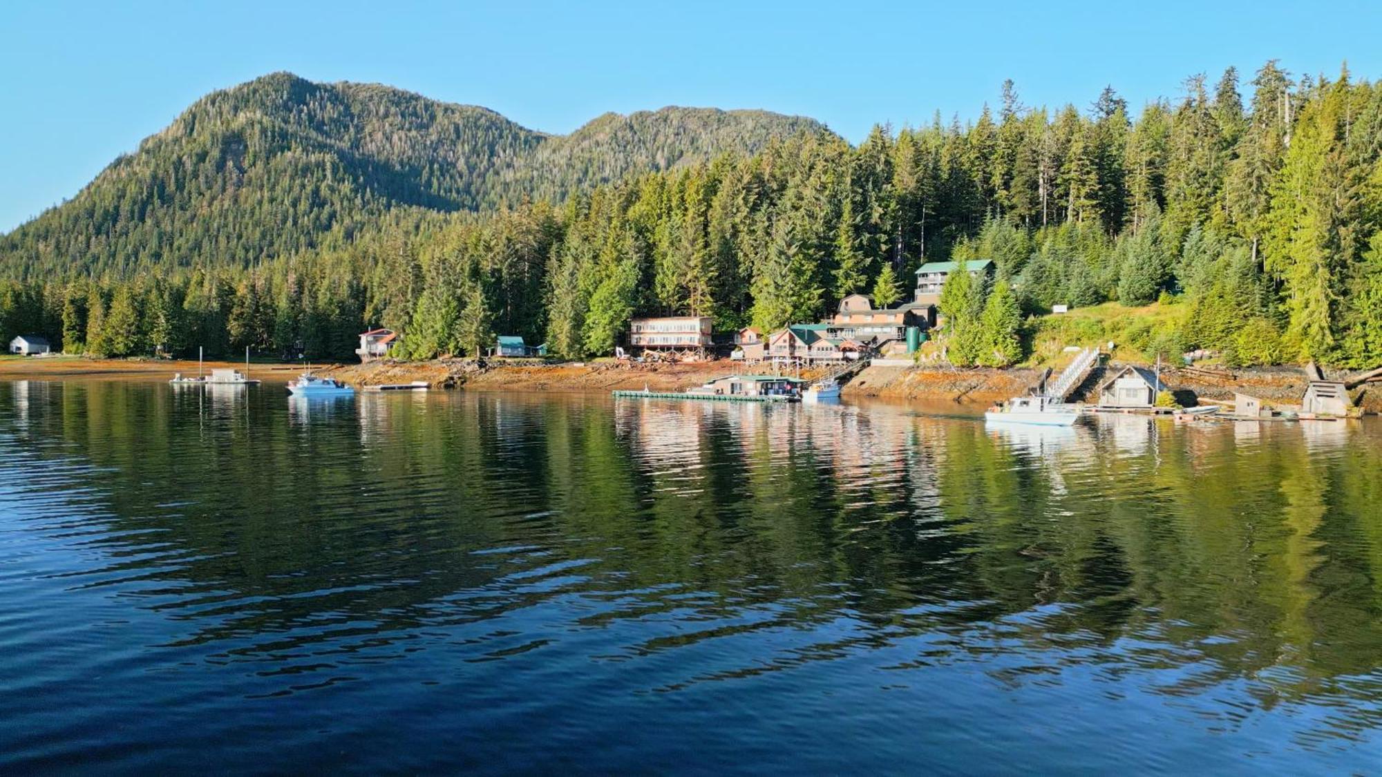 Sportsman'S Cove Lodge เคตชิคาน ภายนอก รูปภาพ